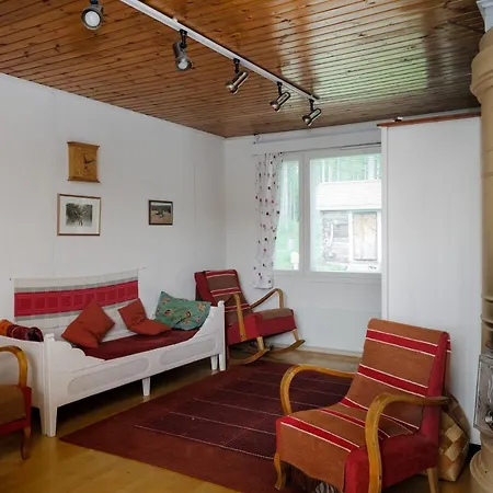 Mummon Moekki - Granny's Tatil Evi